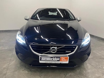 Used Volvo V40 2017 for sale - 75994241: Photo 3