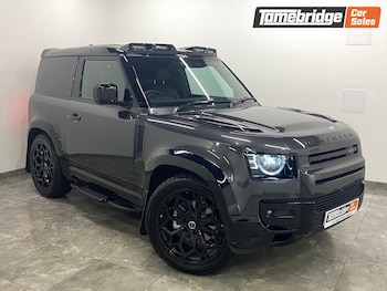 Land Rover - Defender
