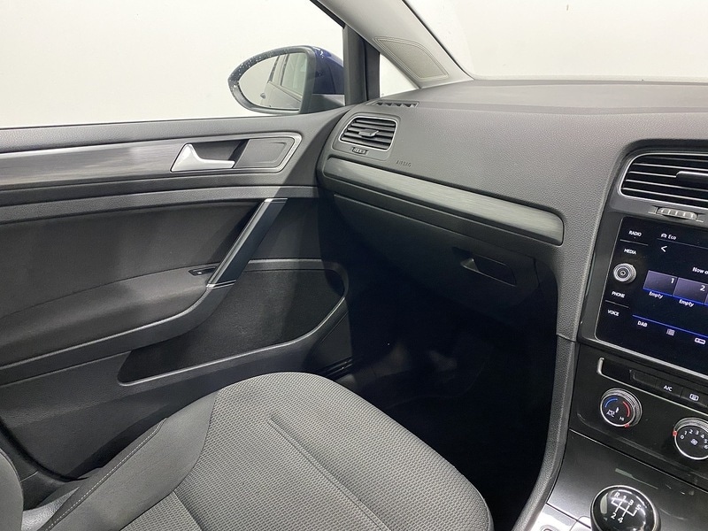 Used Volkswagen Golf 2019 for sale - 76102104: Photo 10