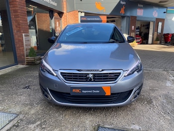 Used Peugeot 308 2017 for sale - 77563618: Photo