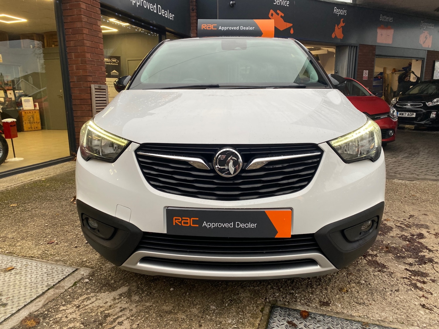Used Vauxhall Crossland X 2017 for sale - 76844830: Photo 3
