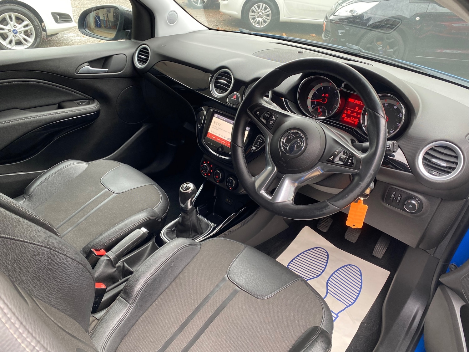 Used Vauxhall ADAM 2015 for sale - 76142670: Photo 5