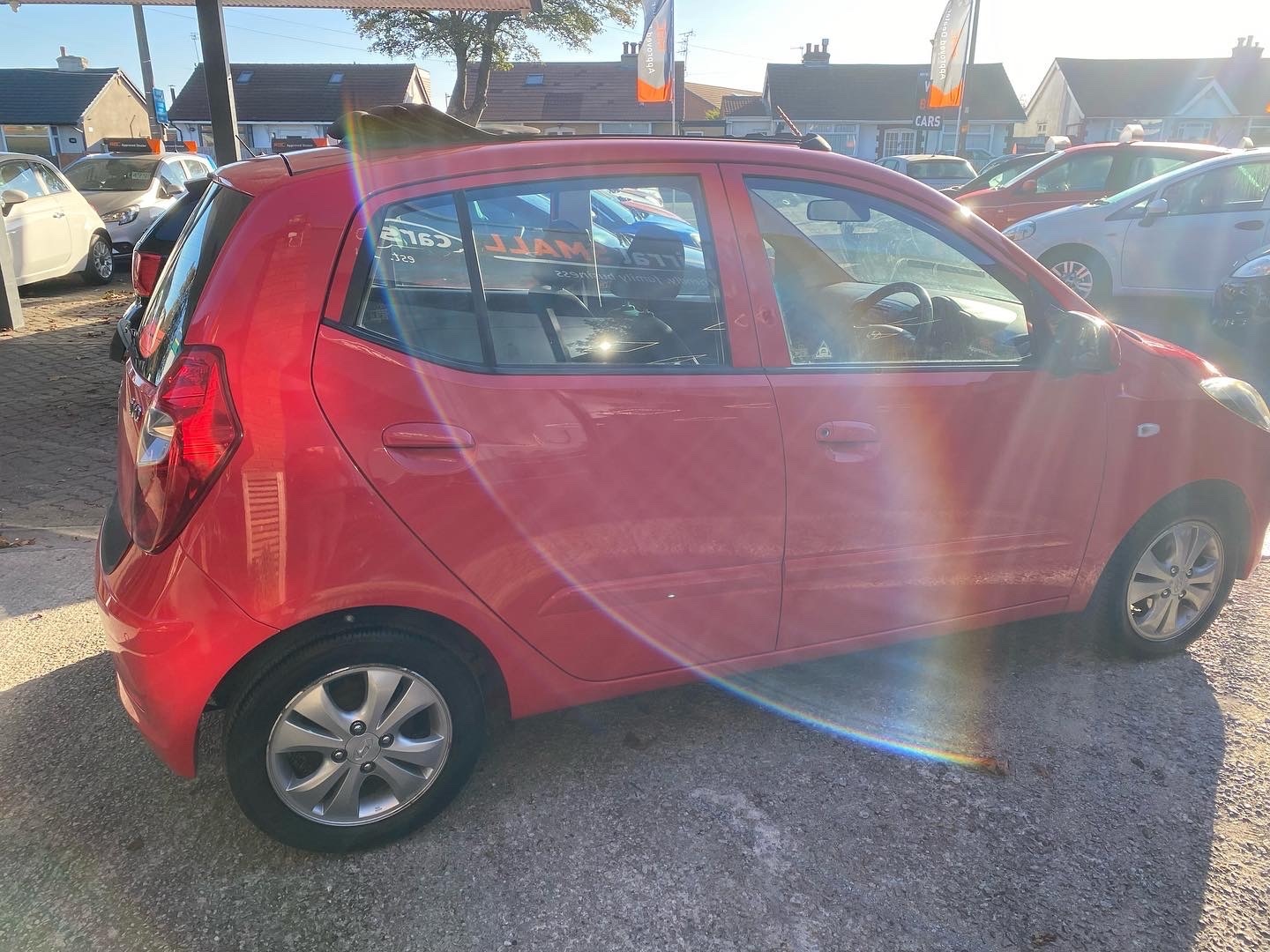 Used Hyundai i10 2013 for sale - 76142665: Photo 4