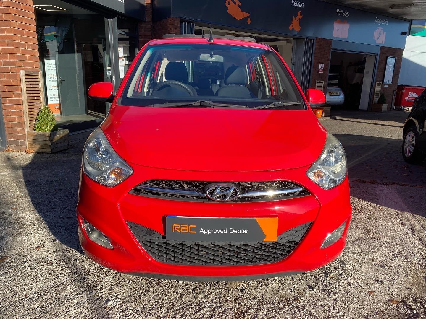 Used Hyundai i10 2013 for sale - 76142665: Photo 5