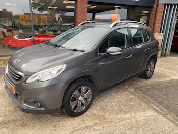 Used Peugeot 2008 2015 for sale - 76142696: Photo