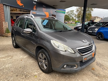 Used Peugeot 2008 2015 for sale - 76142696: Photo