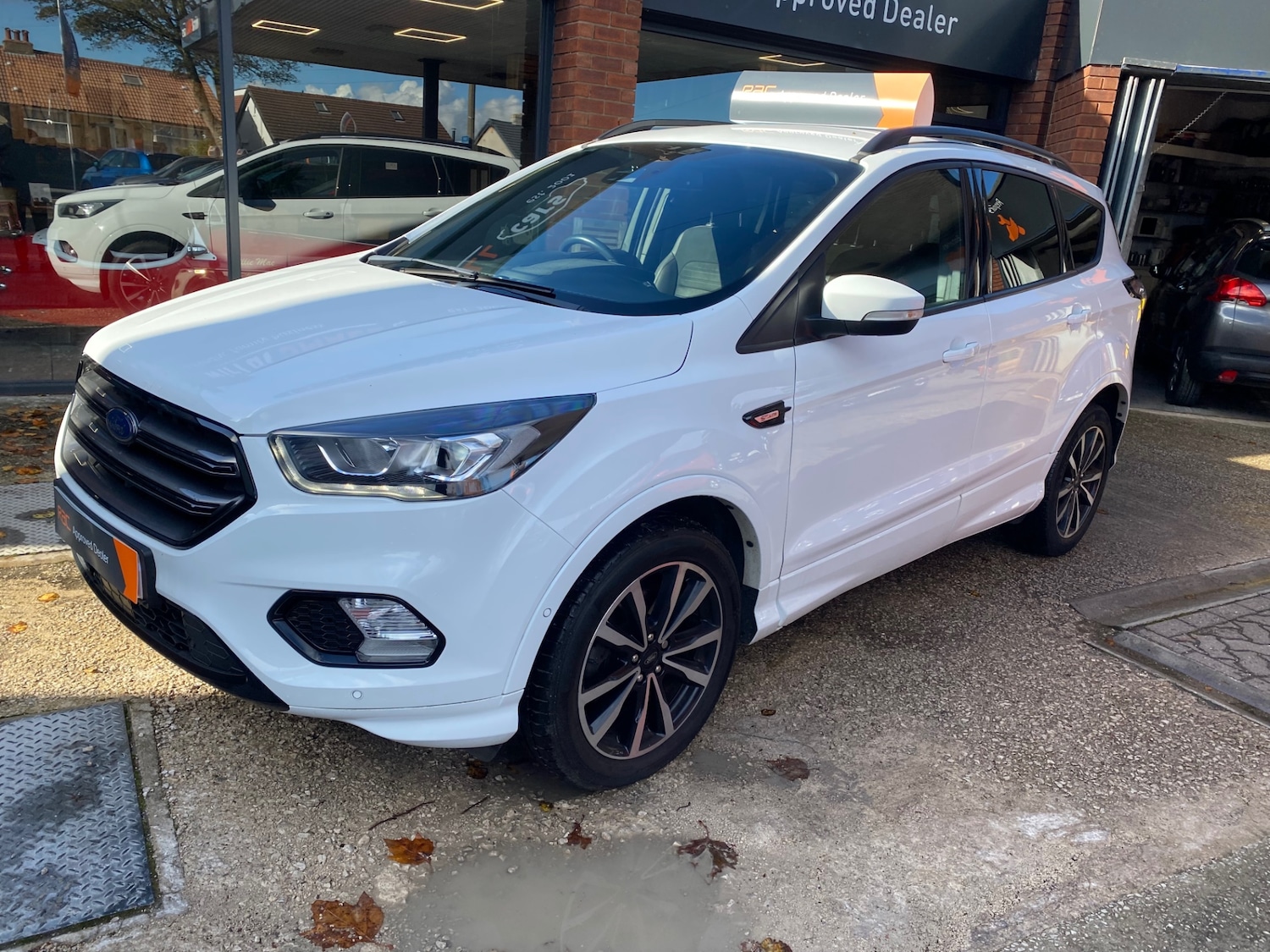 Used Ford Kuga 2019 for sale - 76352248: Photo 2