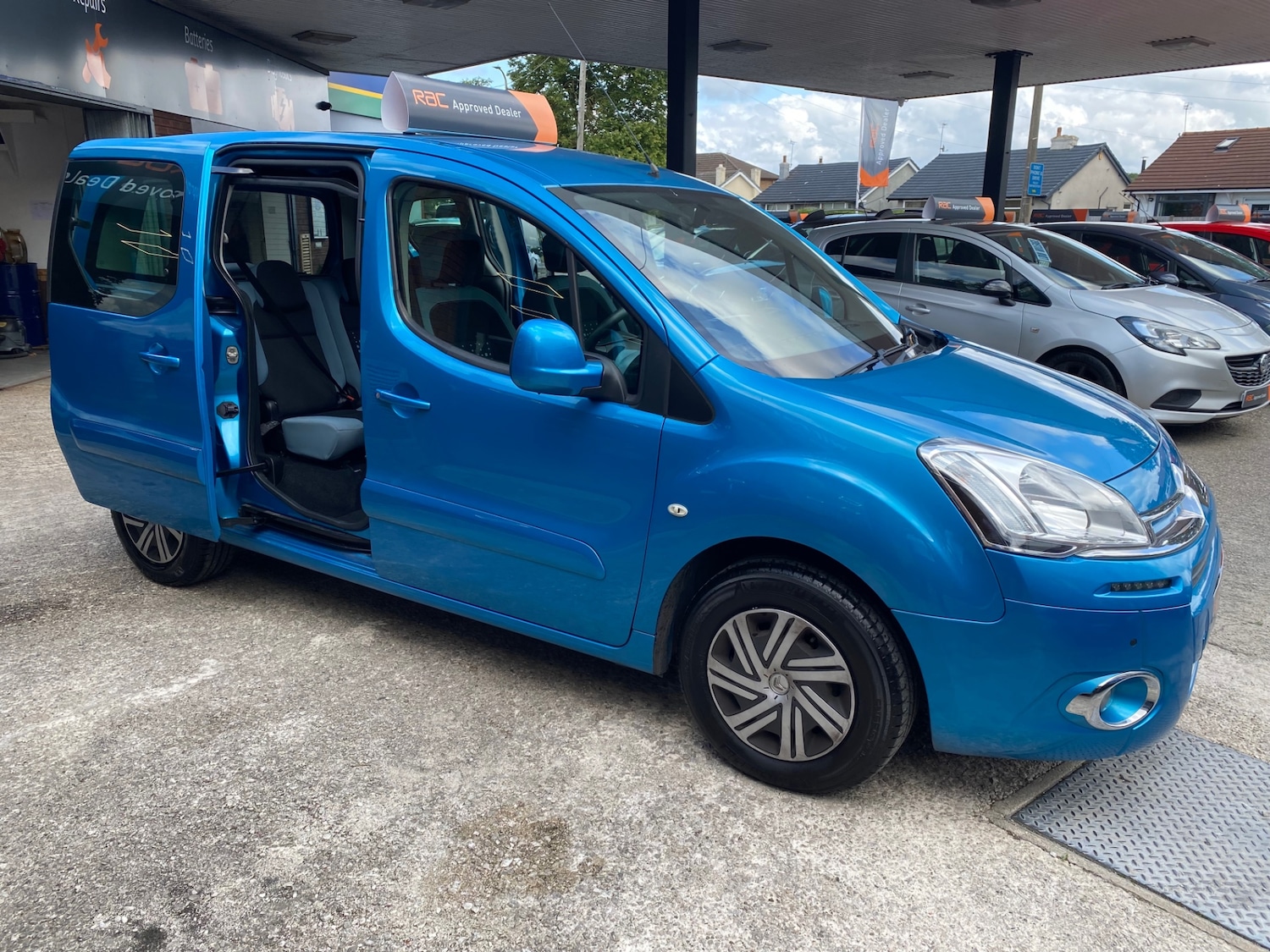 Vehicle 5