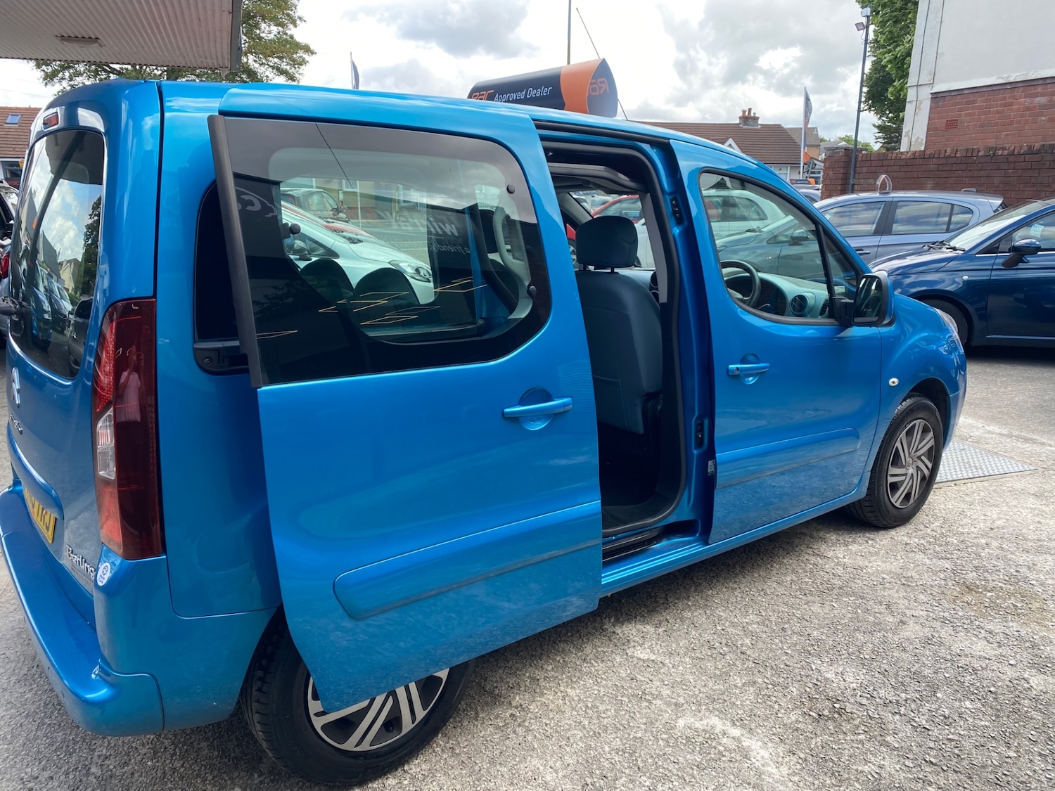 Vehicle 8