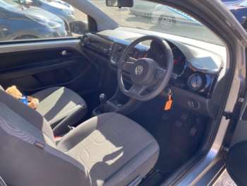 Used Volkswagen up! 2015 for sale - 75085347: Photo