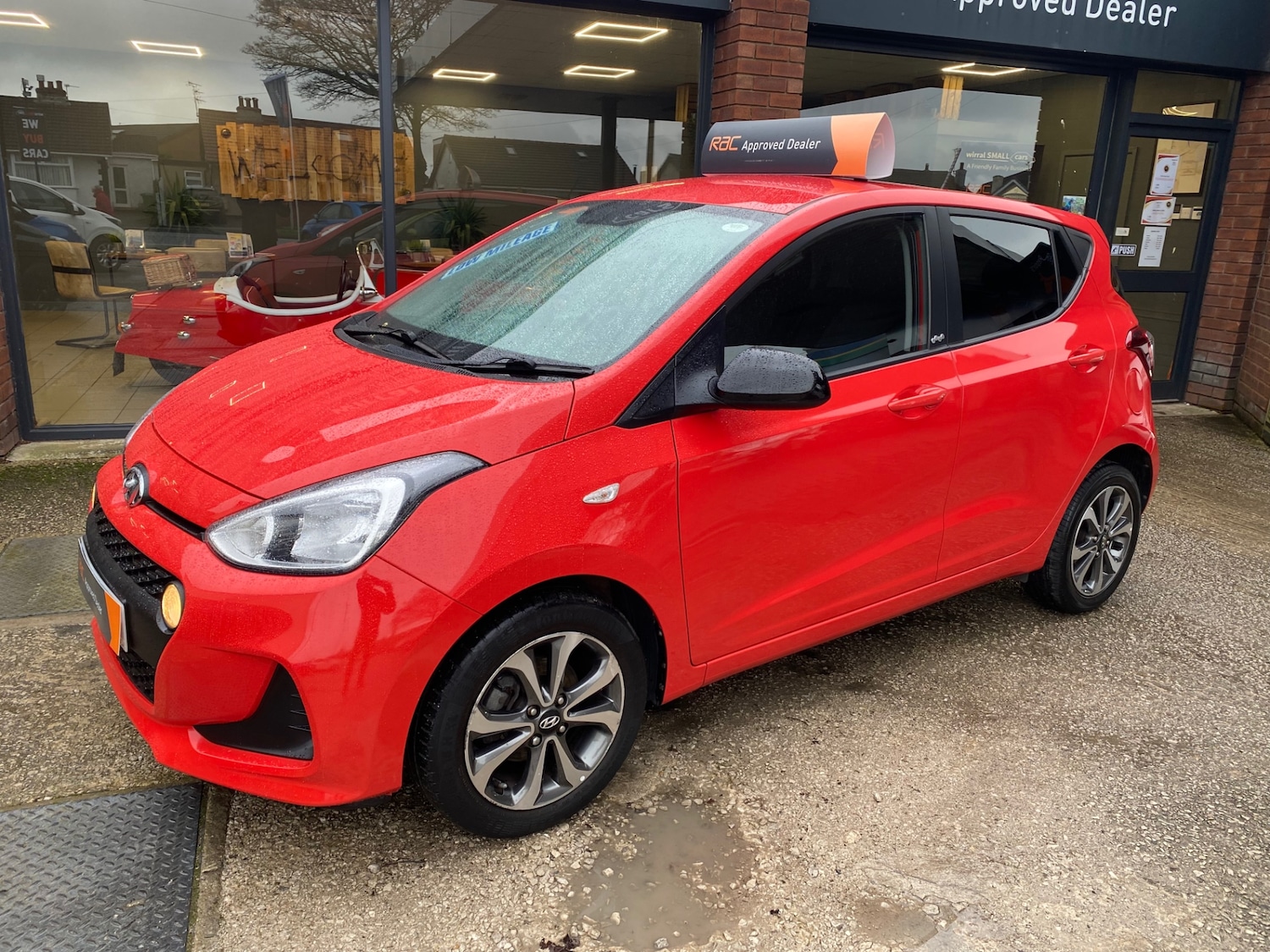 Used Hyundai i10 2019 for sale - 77701143: Photo 2