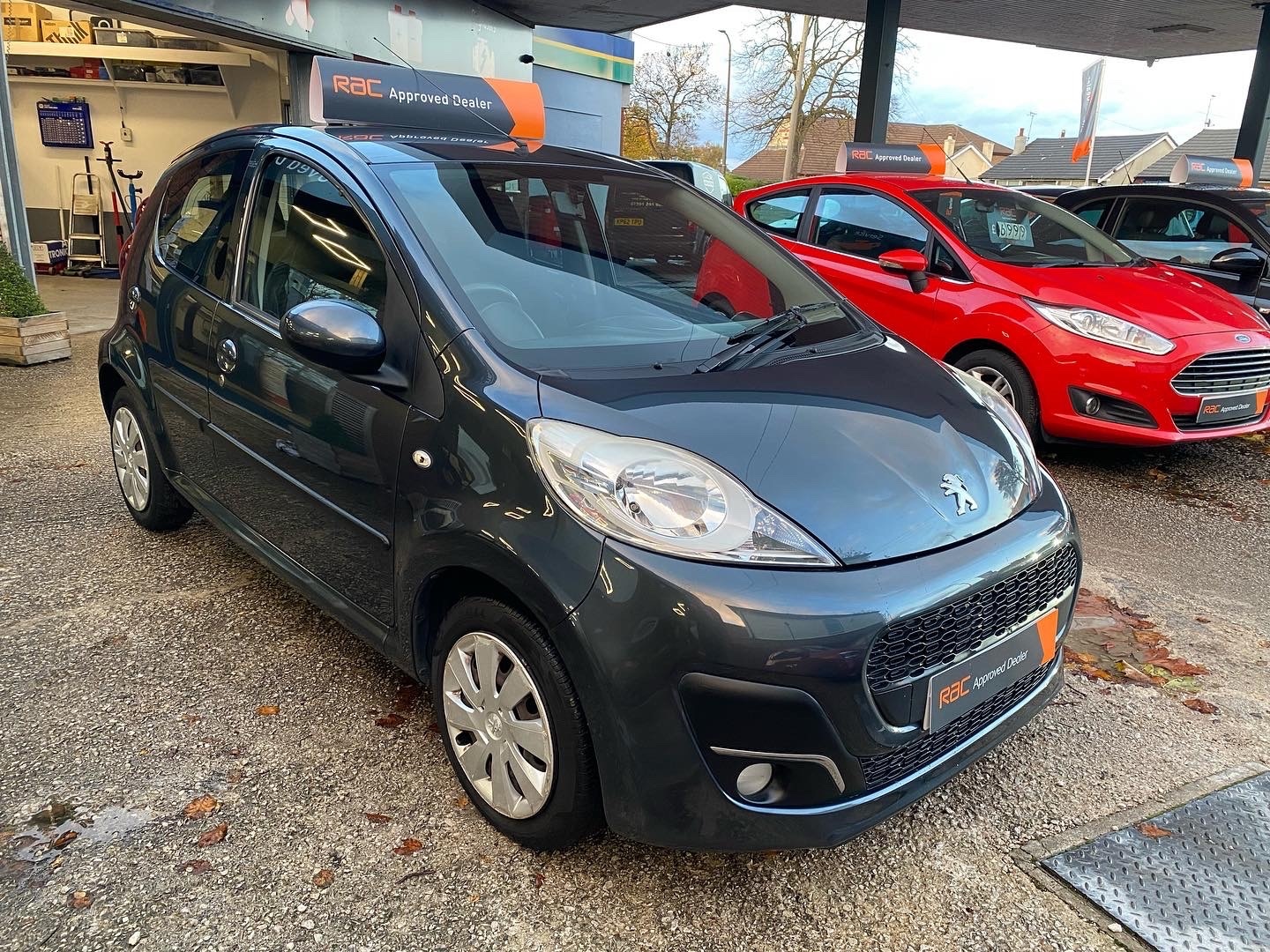 Used Peugeot 107 2014 for sale - 76436284: Photo 4