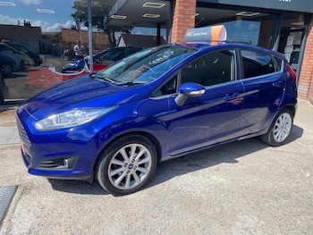 Used Ford Fiesta 2017 for sale - 79391935: Photo