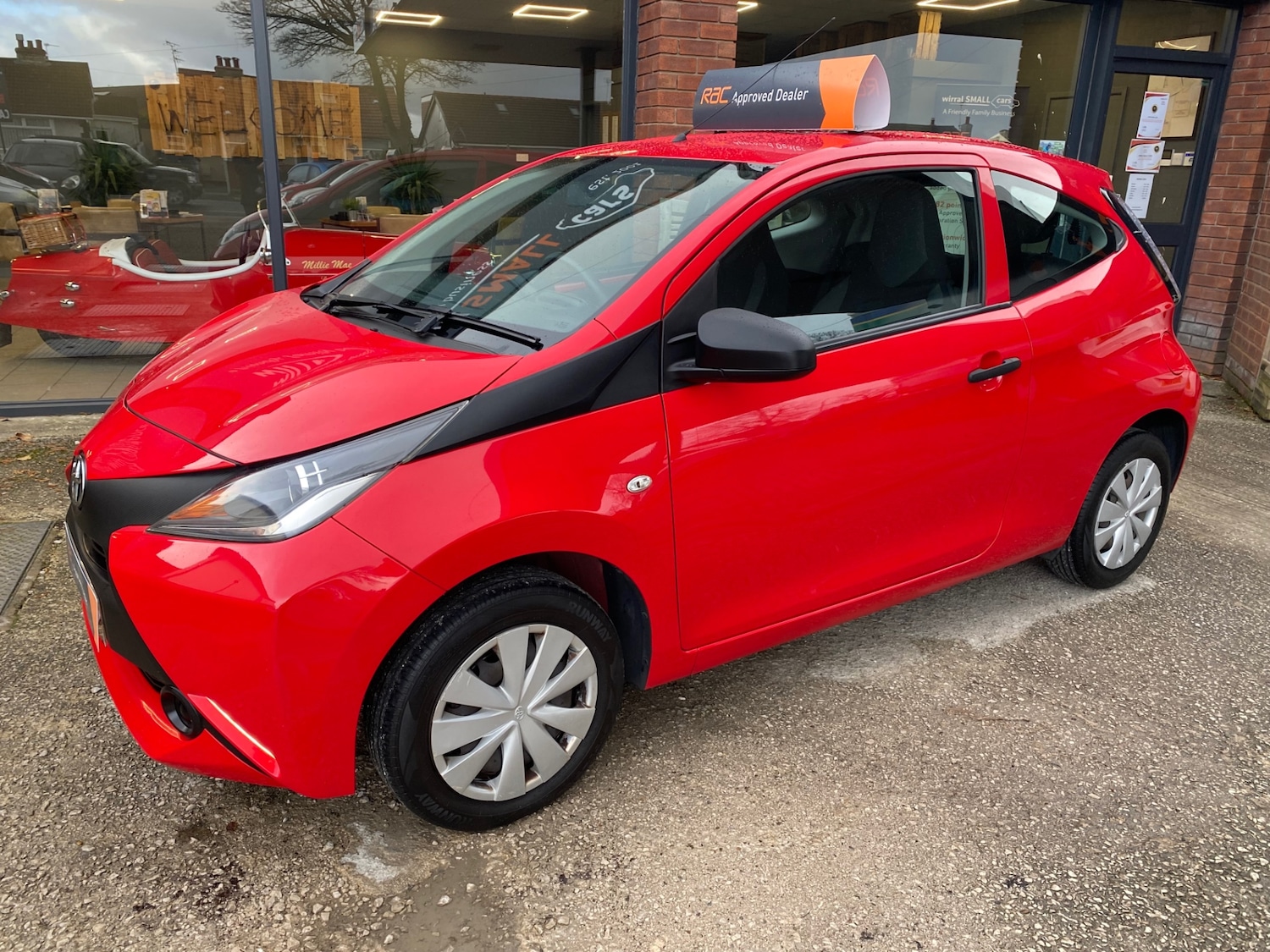 Used Toyota AYGO 2016 for sale - 77889246: Photo 2