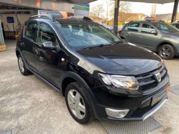 Used Dacia Sandero Stepway 2013 for sale - 74190334: Photo