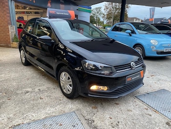 Used Volkswagen Polo 2017 for sale - 76142652: Photo