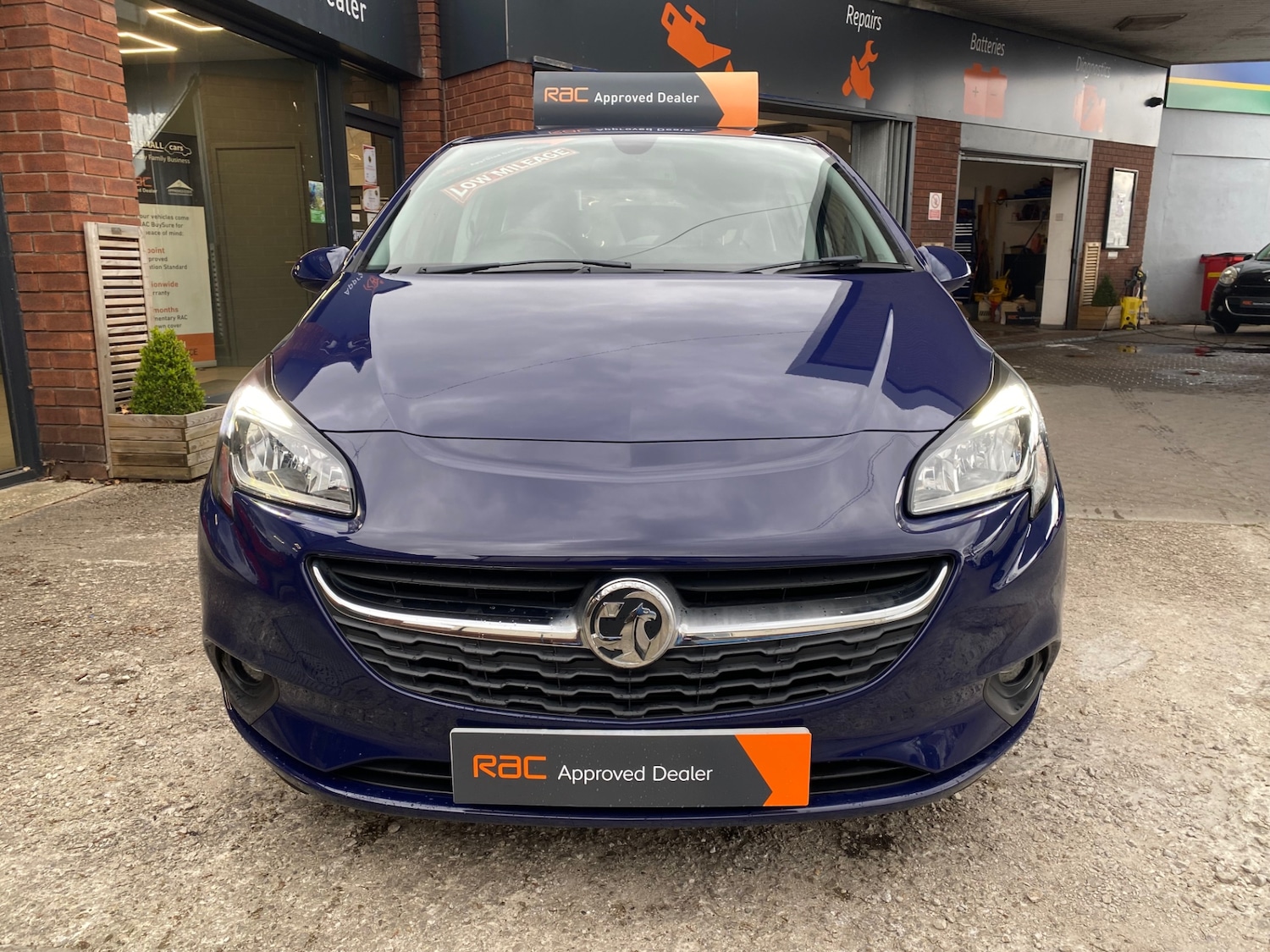 Used Vauxhall Corsa 2017 for sale - 78162567: Photo 3