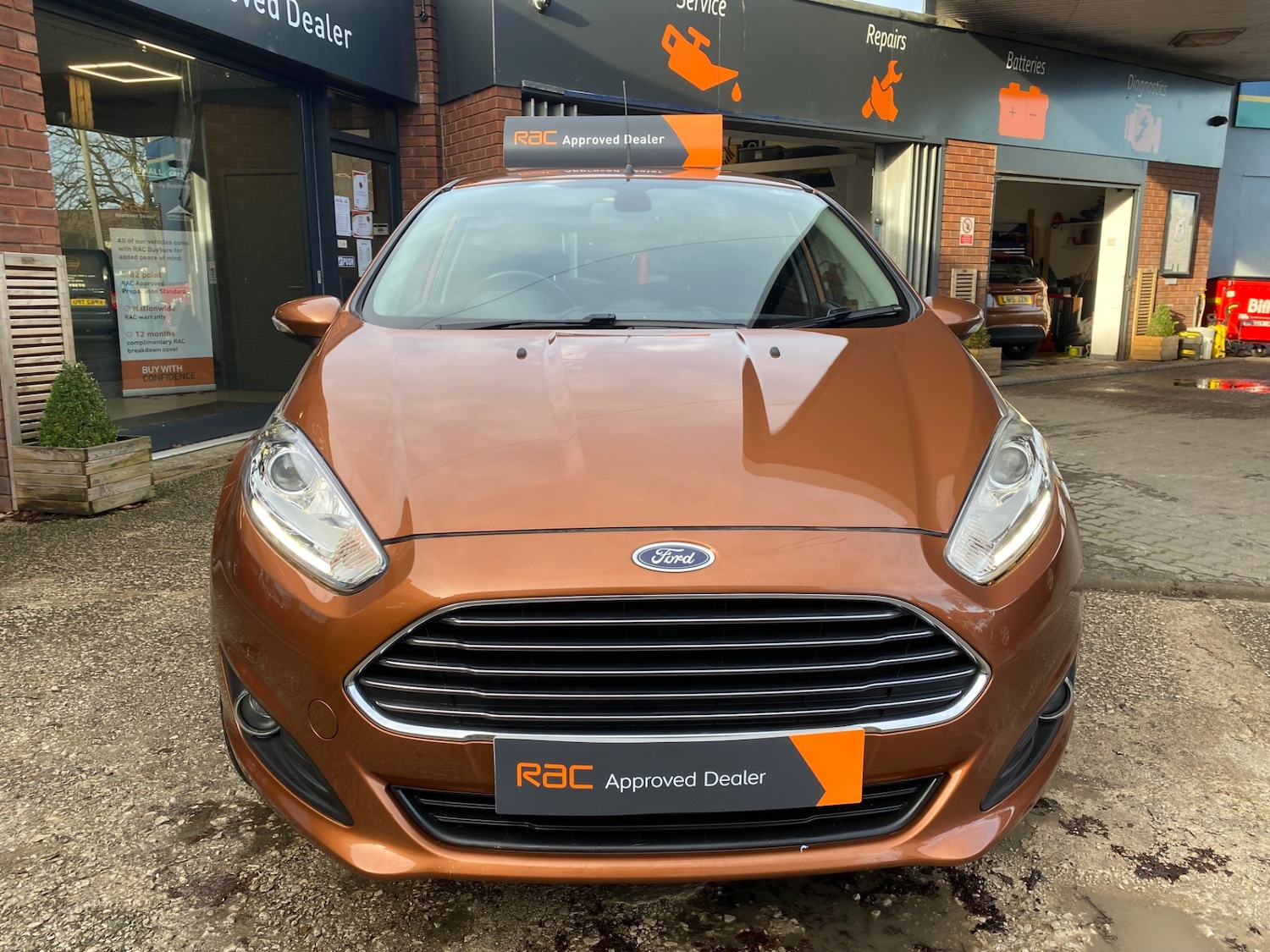 Used Ford Fiesta 2014 for sale - 76922664: Photo 3
