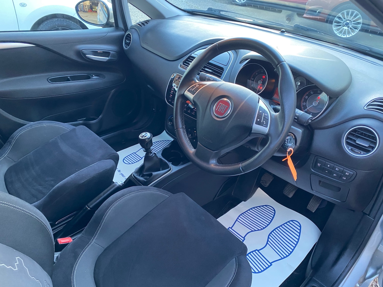 Used Fiat Punto 2014 for sale - 76931137: Photo 5