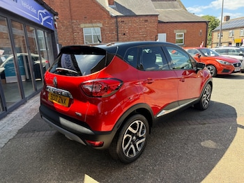 Used Renault Captur 2017 for sale - 79069439: Photo
