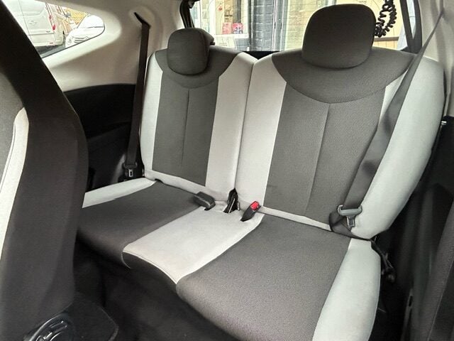 Used Toyota AYGO 2016 for sale - 76182559: Photo 11