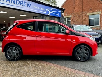 Used Toyota AYGO 2016 for sale - 76182559: Photo