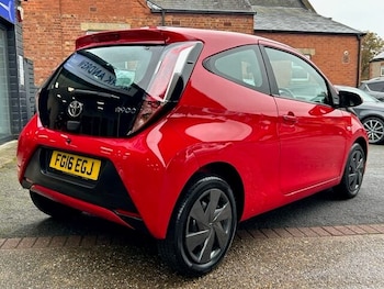 Used Toyota AYGO 2016 for sale - 76182559: Photo