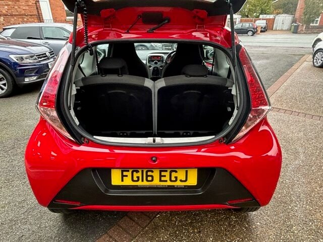 Used Toyota AYGO 2016 for sale - 76182559: Photo 8