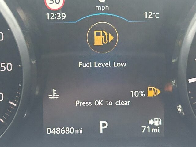 Used Jaguar XE 2018 for sale - 76518544: Photo 13