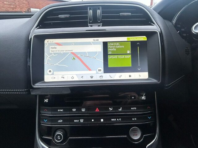 Used Jaguar XE 2018 for sale - 76518544: Photo 15