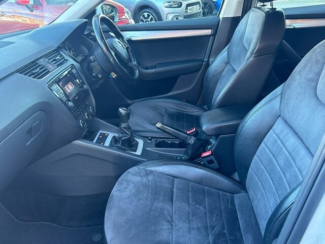 Used Skoda Octavia 2015 for sale - 77555942: Photo 10