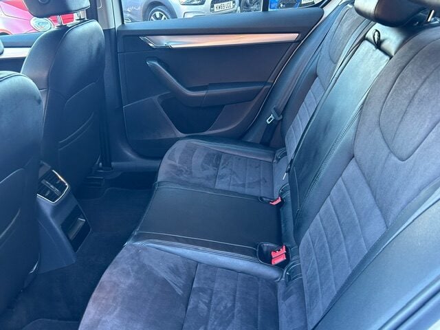 Used Skoda Octavia 2015 for sale - 77555942: Photo 11