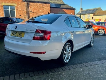 Used Skoda Octavia 2015 for sale - 77555942: Photo