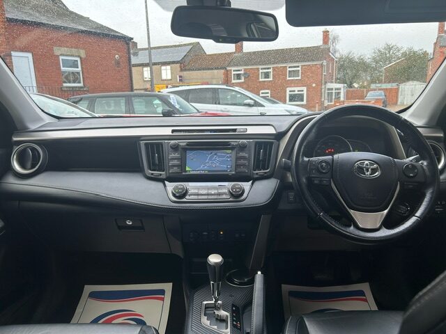 Used Toyota RAV4 2015 for sale - 76653846: Photo 13