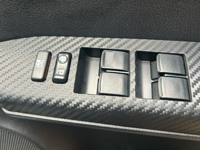 Used Toyota RAV4 2015 for sale - 76653846: Photo 15