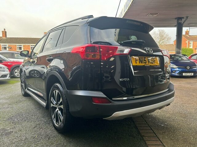 Used Toyota RAV4 2015 for sale - 76653846: Photo 6