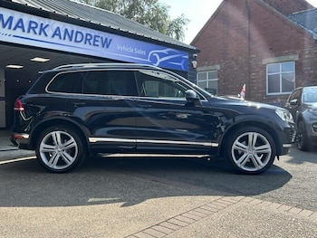 Used Volkswagen Touareg 2017 for sale - 79176793: Photo