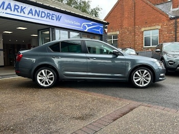 Used Skoda Octavia 2019 for sale - 78832570: Photo