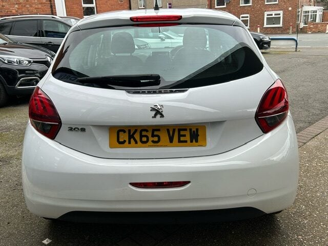 Used Peugeot 208 2015 for sale - 77846653: Photo 4