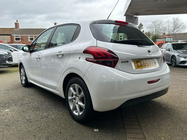 Used Peugeot 208 2015 for sale - 77846653: Photo 5