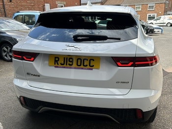 Used Jaguar E-Pace 2019 for sale - 79395142: Photo