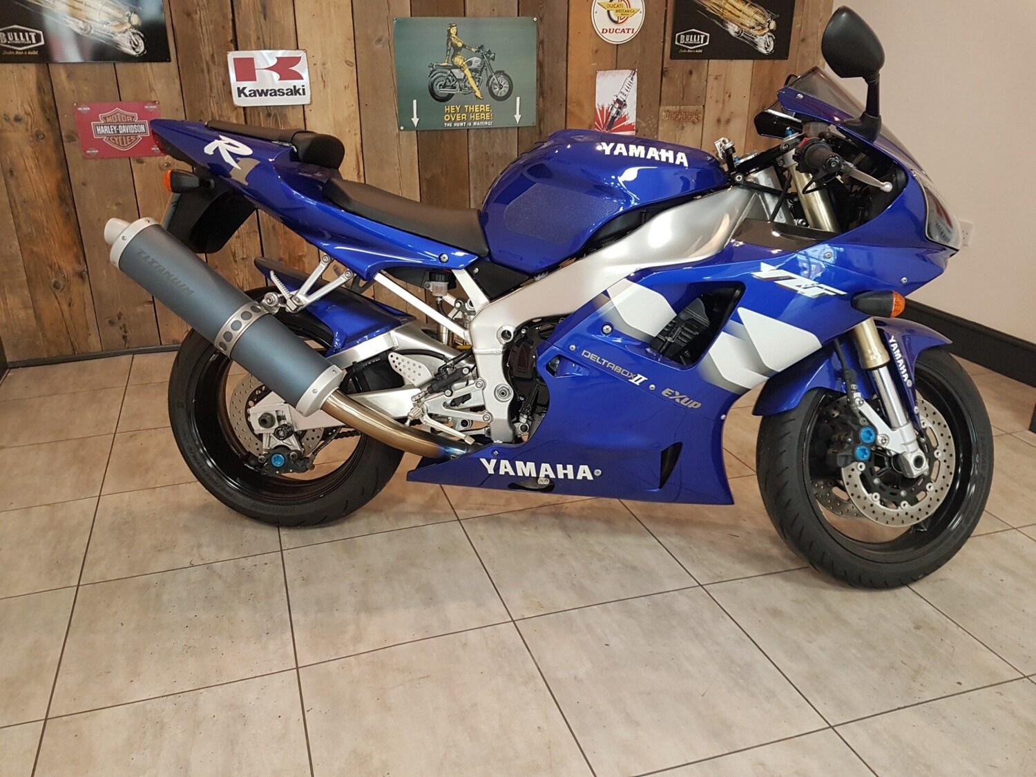 Yamaha Yzf