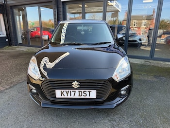 Used Suzuki Swift 2017 for sale - 77935819: Photo