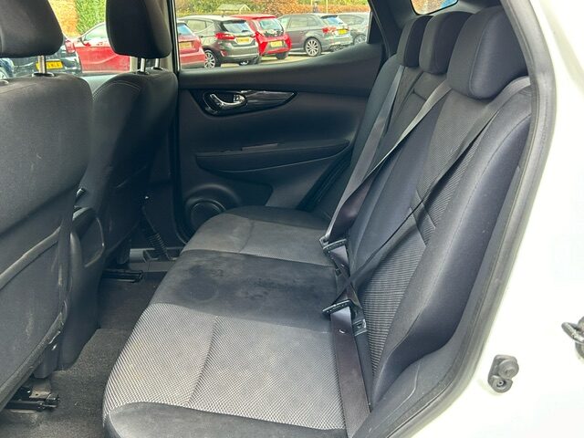 Used Nissan Qashqai 2015 for sale - 77260975: Photo 10