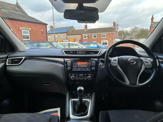 Used Nissan Qashqai 2015 for sale - 77260975: Photo 12