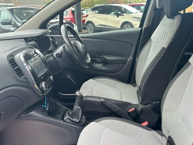 Used Renault Captur 2017 for sale - 77873526: Photo 8