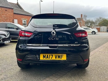 Used Renault Clio 2017 for sale - 77703320: Photo