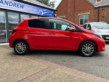 Used Toyota Yaris 2016 for sale - 75912769: Photo