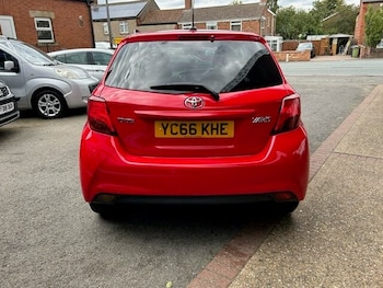 Used Toyota Yaris 2016 for sale - 75912769: Photo