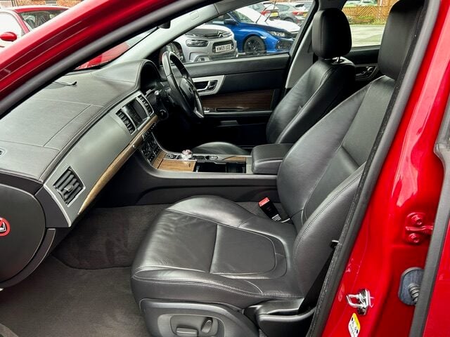 Used Jaguar XF 2014 for sale - 77568482: Photo 9